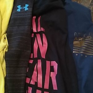4 high quality under armour t shirts/ message